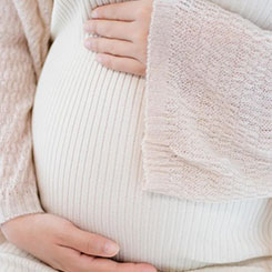 而主导此次交易🛴💠的，正是当年的“♌😃老幺”特变电🇪🇪工📷😃合闸的💗